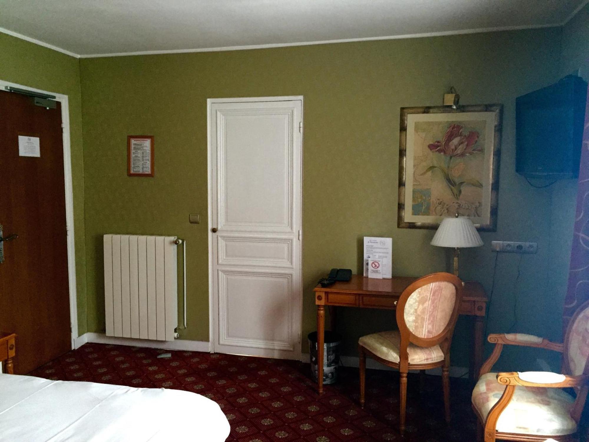 Hotel De Normandie Évreux Exteriér fotografie